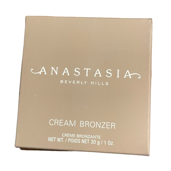 Anastasia Beverly Hills Cream Bronzer in Amber - Picture 2 of 7